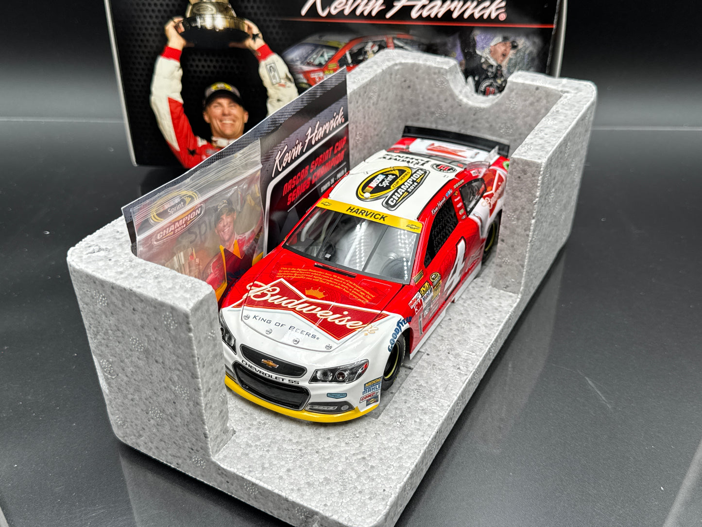 Kevin Harvick #4 Budweiser Champion 2014 SS