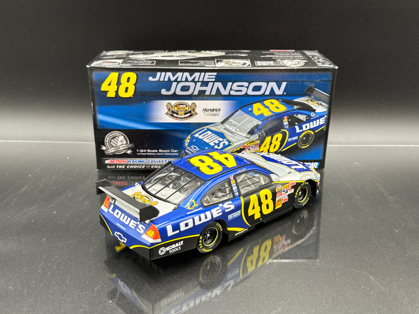 Jimmie Johnson #48 Lowe's 2007 Impala SS 2007 Nextel Cup Champion