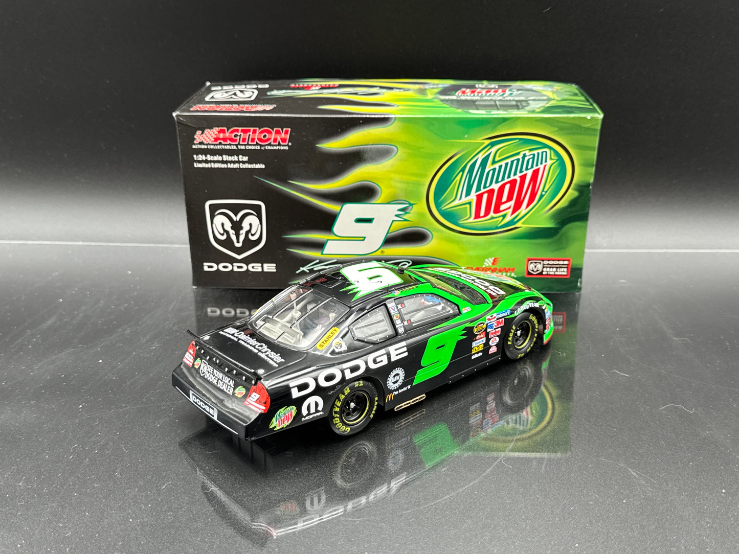 Kasey Kahne #9 Mountain Dew 2005 Charger