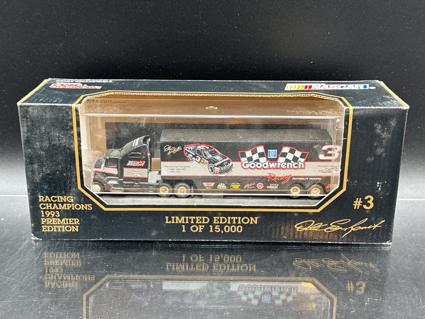 Dale Earnhardt Goodwrench 1/87 Scale Hauler