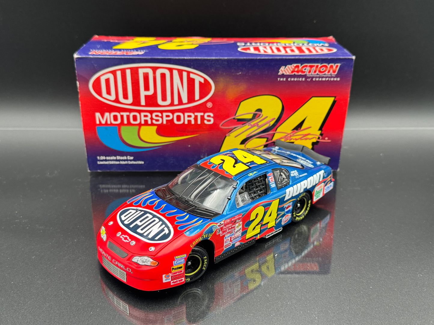 Jeff Gordon #24 DuPont 2001 Monte Carlo