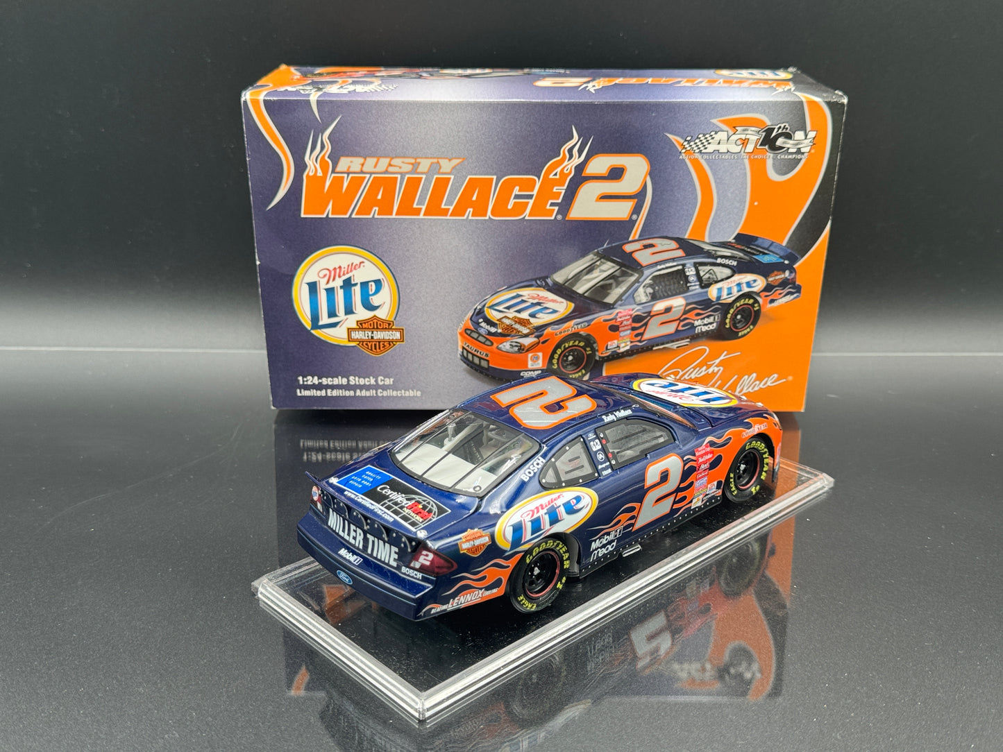 Rusty Wallace #2 Miller Lite / Harley-Davidson 2002 Taurus