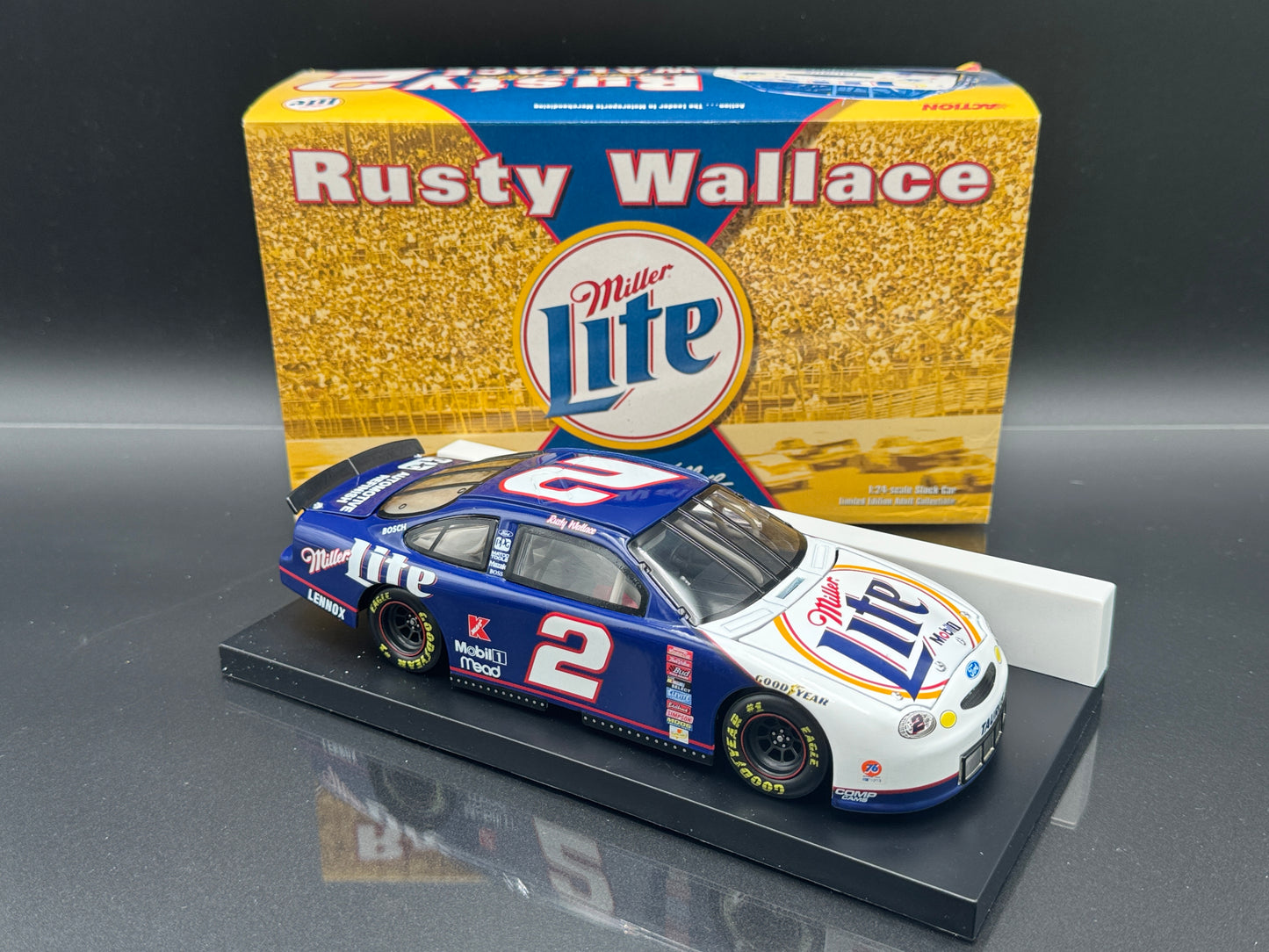 Rusty Wallace #2 Miller Lite 1999 Ford Taurus