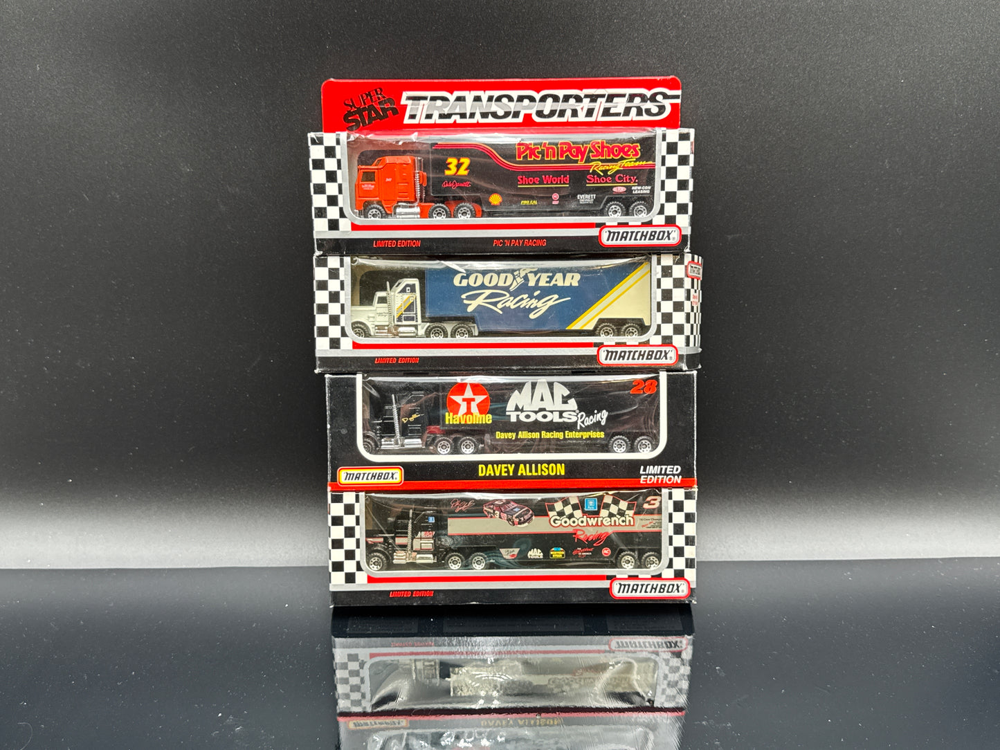 1/87 Scale Matchbox Hauler Lot - 1 Autographed