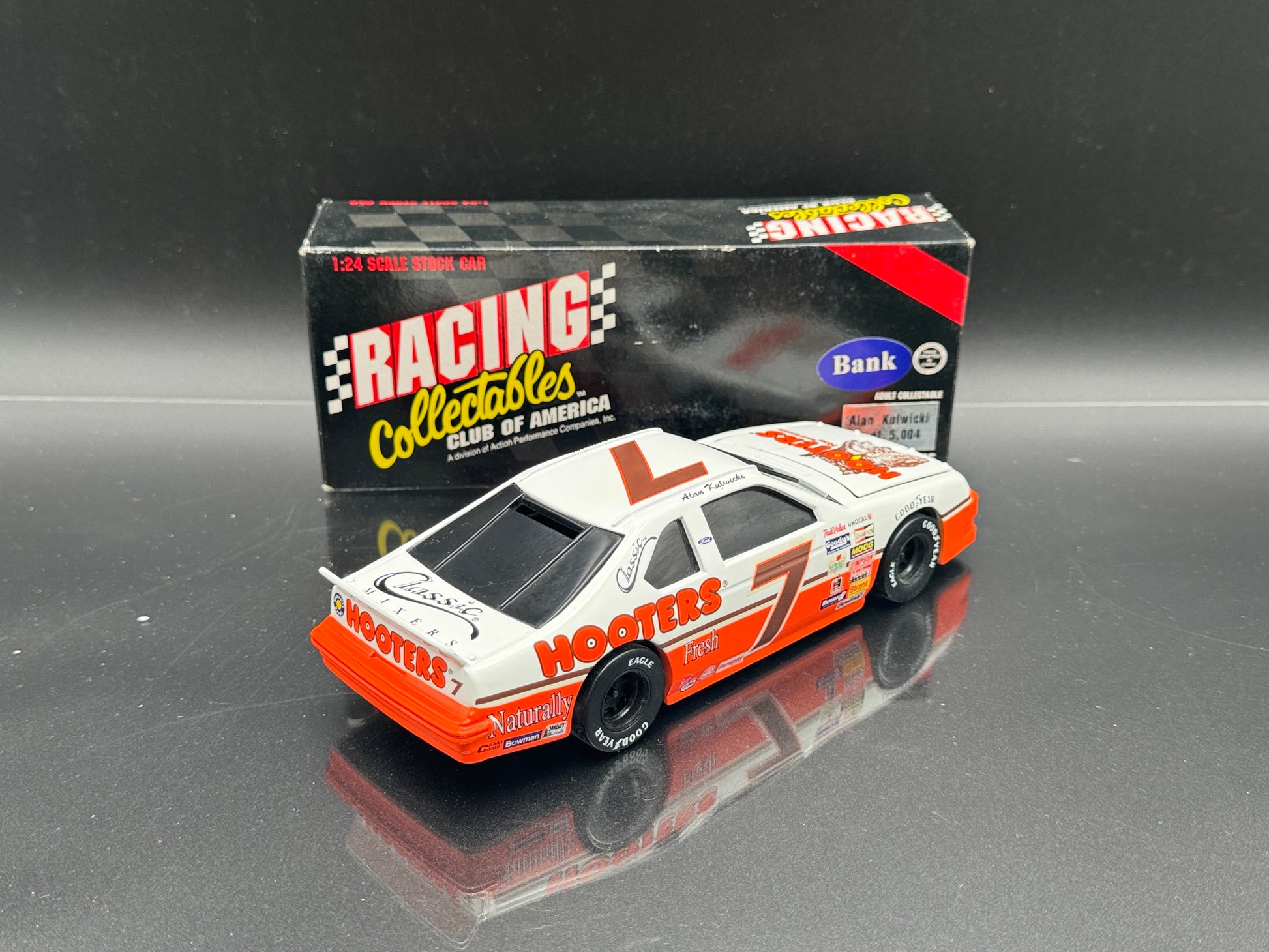Alan Kulwicki #7 Hooters 1995 Bank