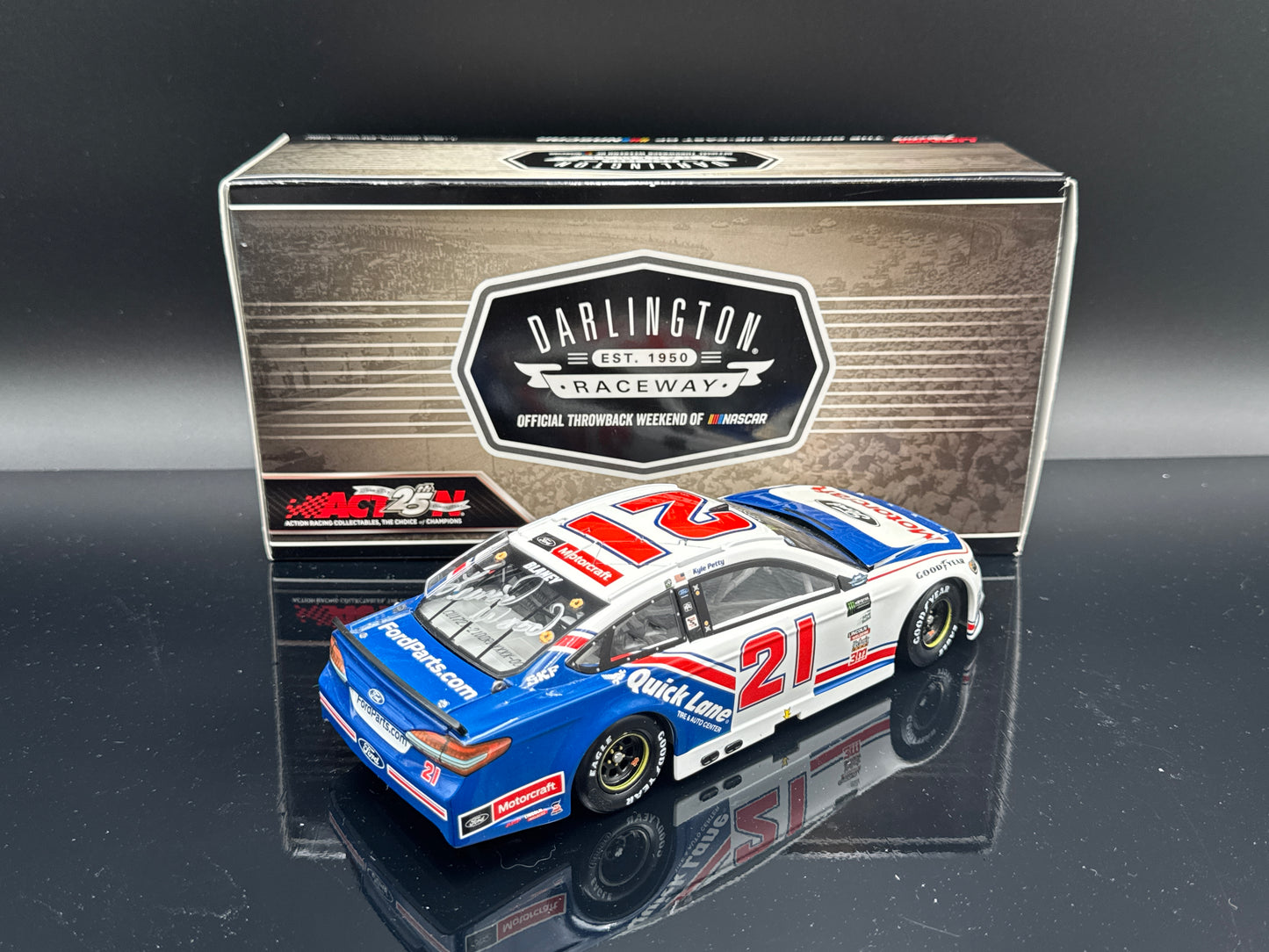 Ryan Blaney #21 Motorcraft Darlington 2017 Fusion