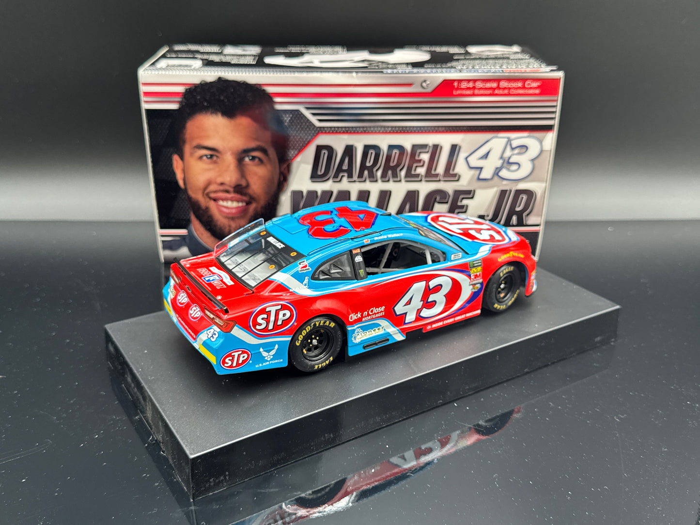 Darrell Wallace Jr. #43 STP 2018 Camaro ZL1