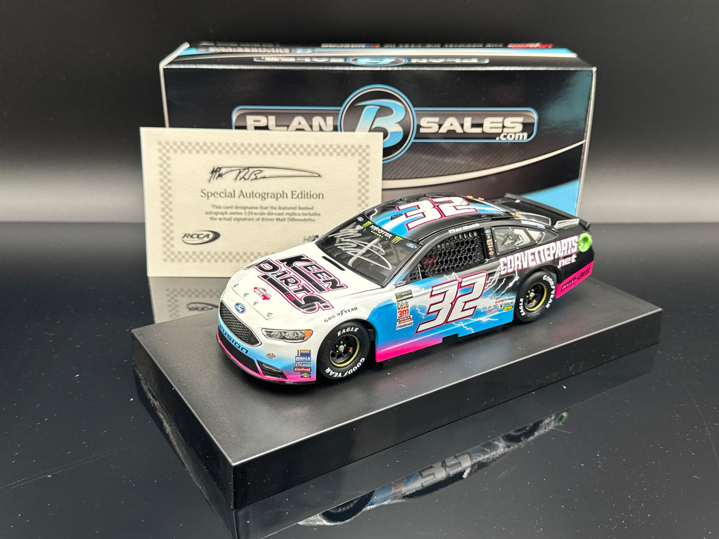 Matt Dibenedetto #32 Keen Parts Darlington 2018 Fusion Autographed