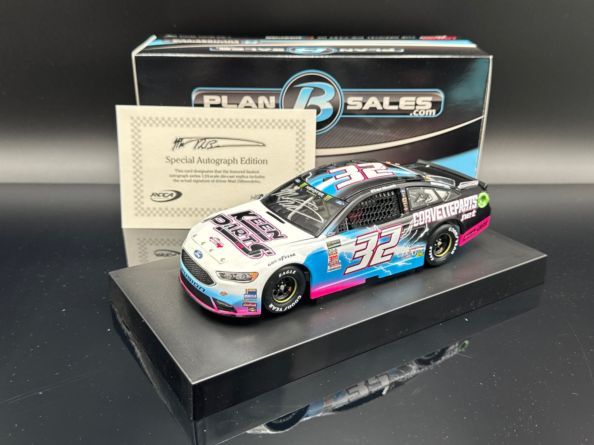 Matt Dibenedetto #32 Keen Parts Darlington 2018 Fusion Autographed