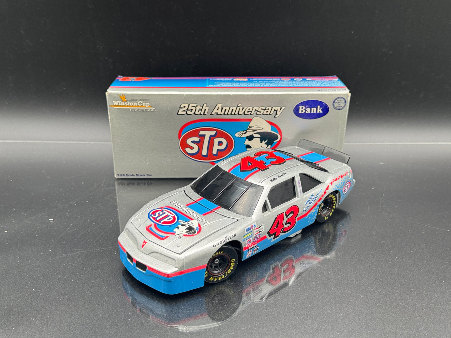 Bobby Hamilton #43 STP 25th Anniversary Bank