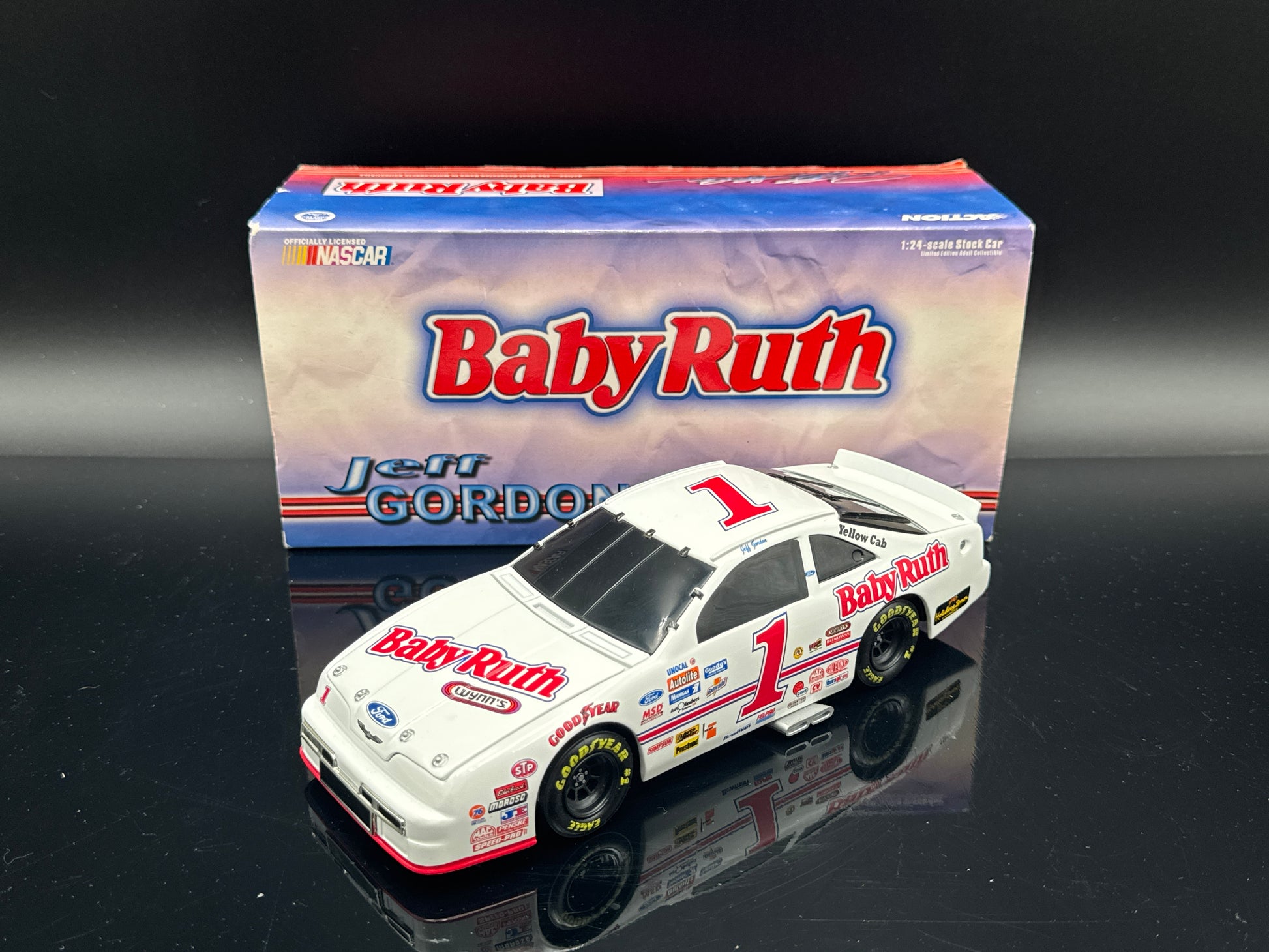 Jeff Gordon #1 Baby Ruth 1992 Ford Thunderbird
