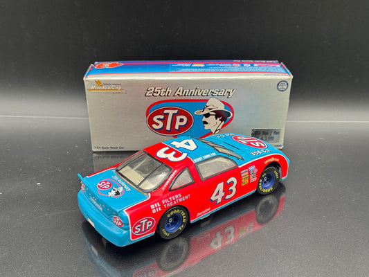 Bobby Hamilton #43 STP 25th Anniversary 1984 Blue/Red