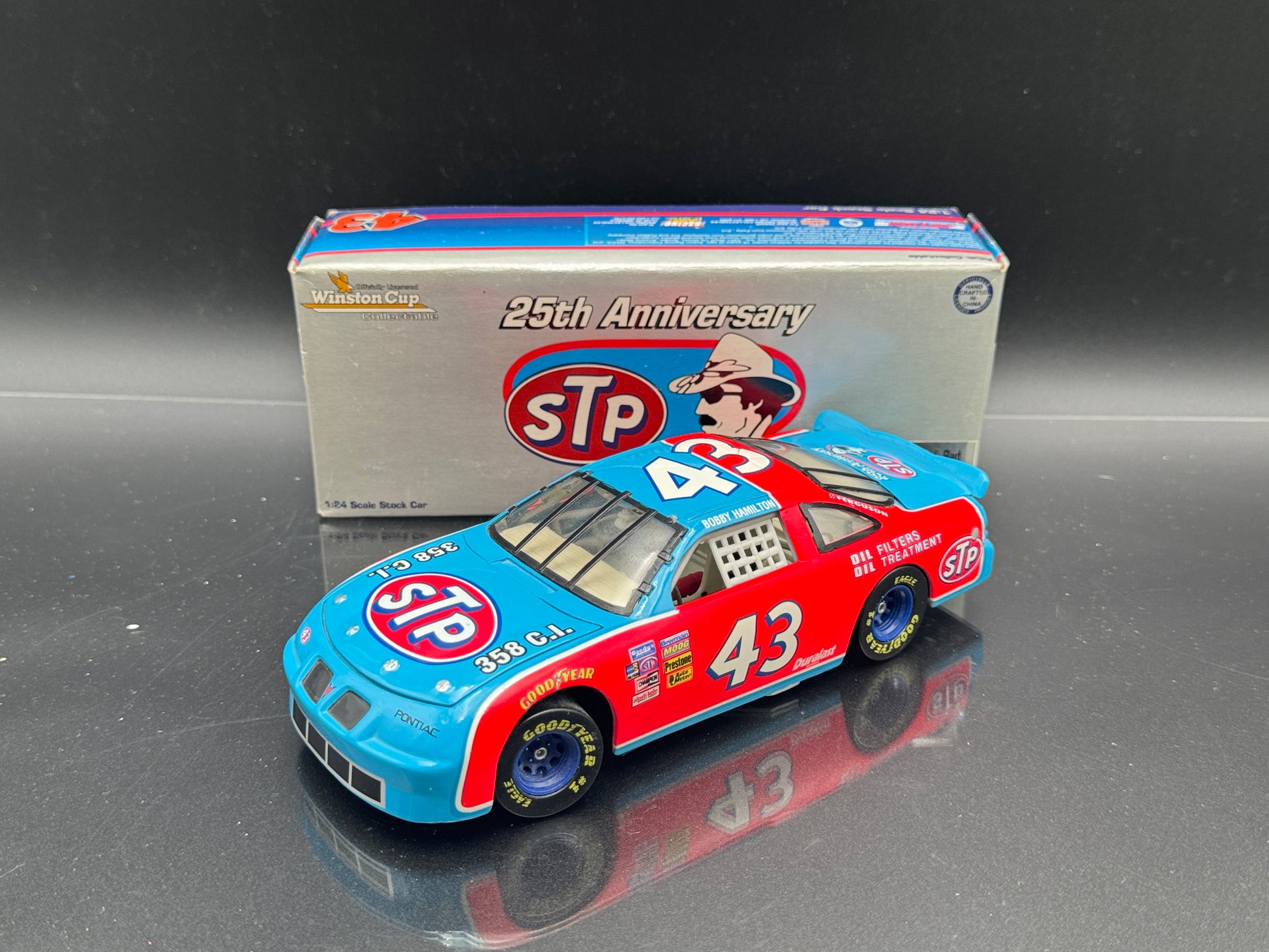 Bobby Hamilton #43 STP 25th Anniversary 1984 Blue/Red