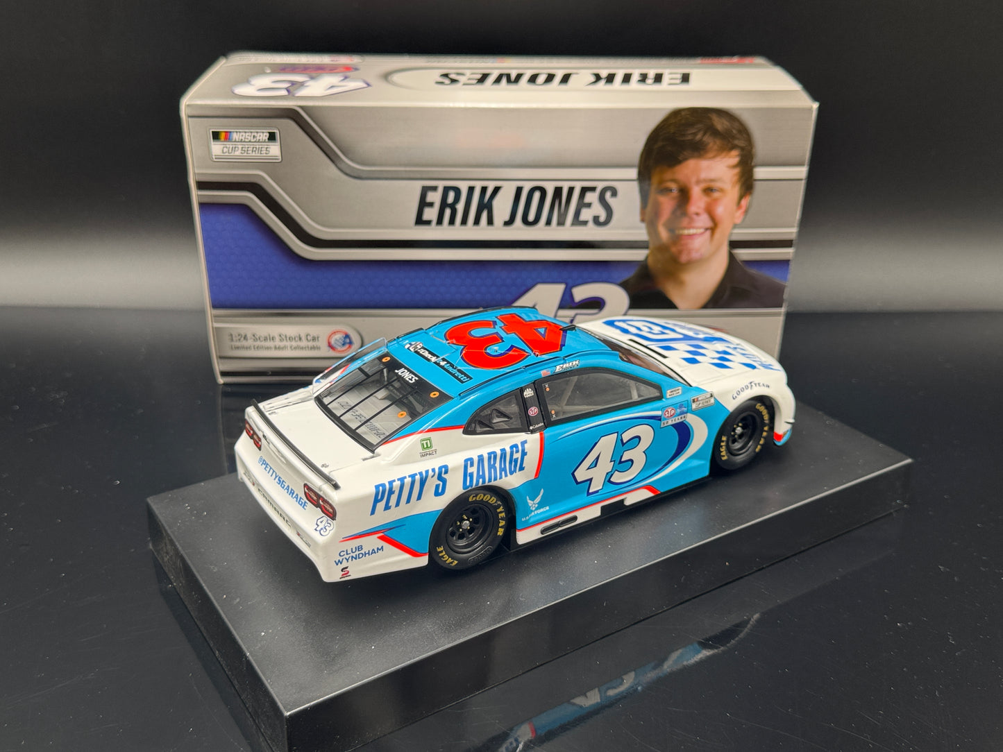ERIK JONES #43 PETTY'S GARAGE 2021 Camaro ZL1
