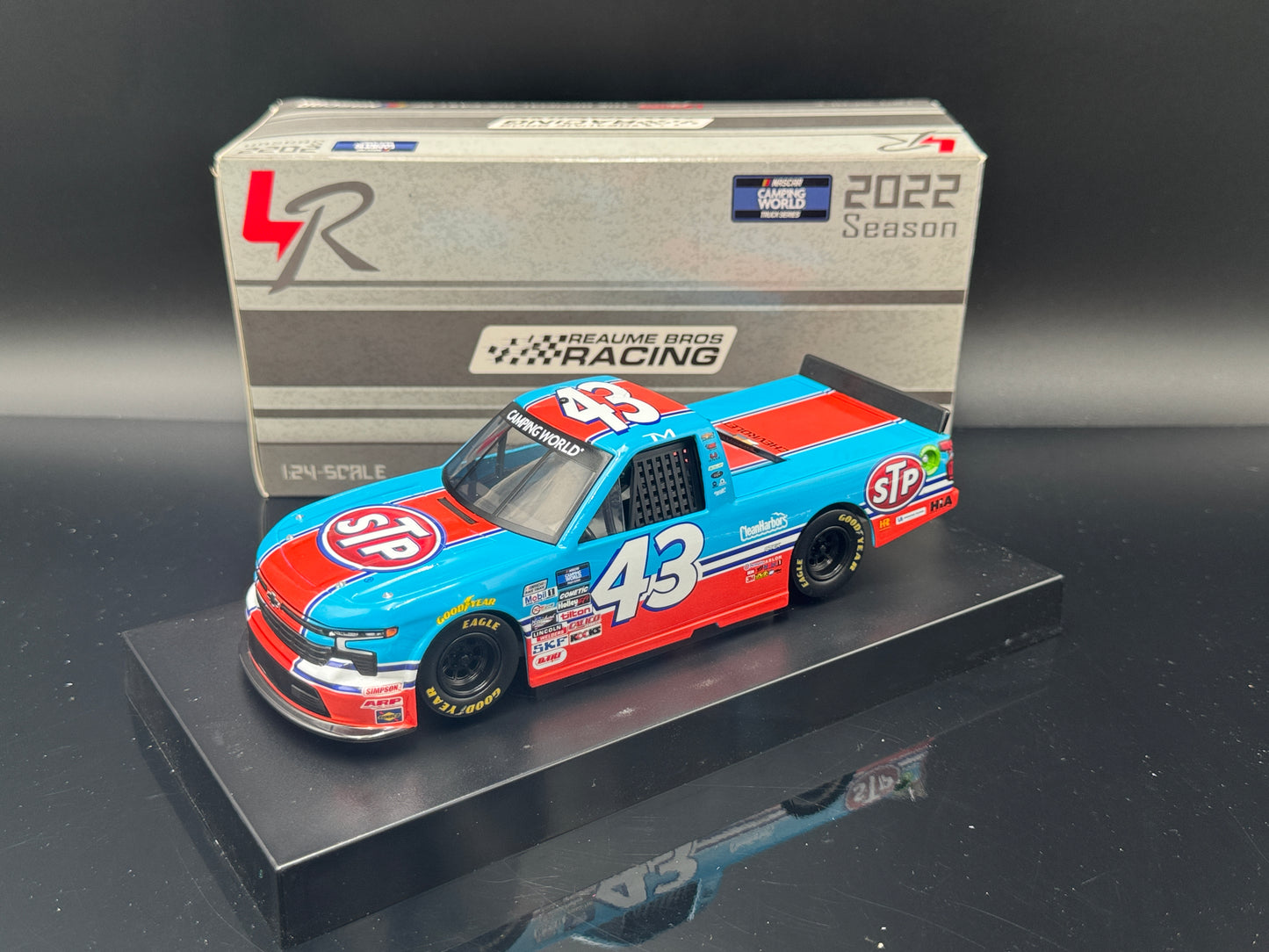 THAD MOFFITT #43 STP 2022 Silverado