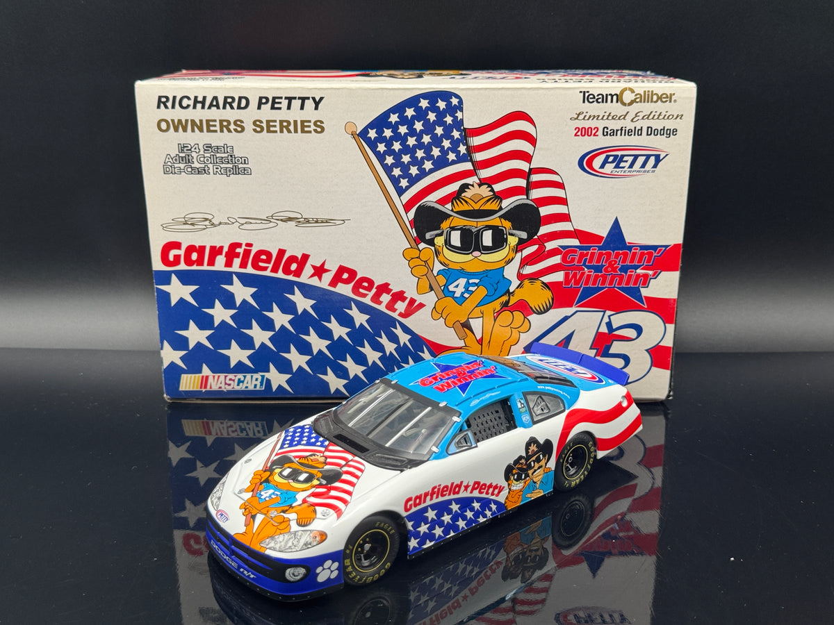 Richard Petty #43 2002 Garfield Dodge