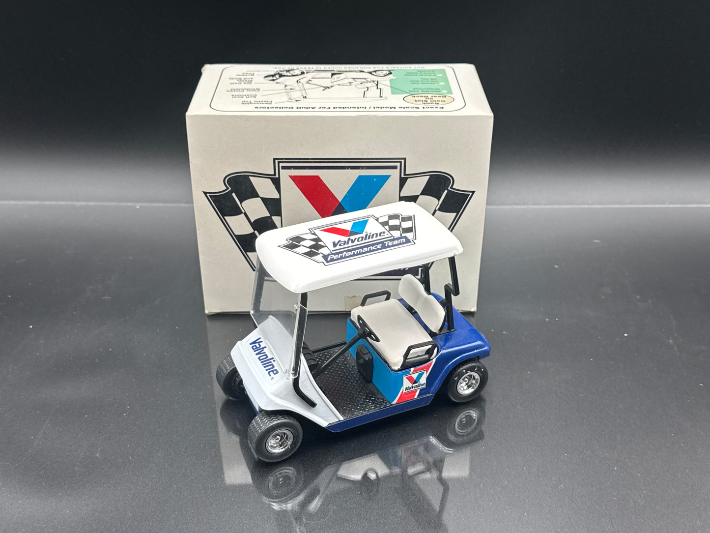Valvoline Racing Cart Bank