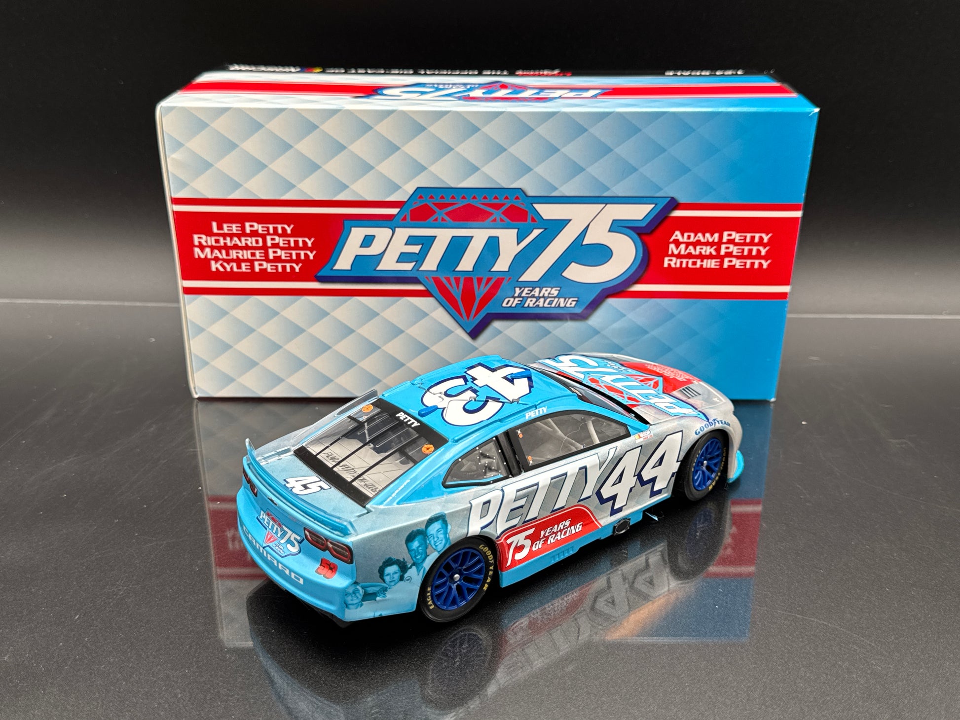 PETTY FAMILY 2024 Camaro ZL1 Petty Family 75th Anniversary • Diamond