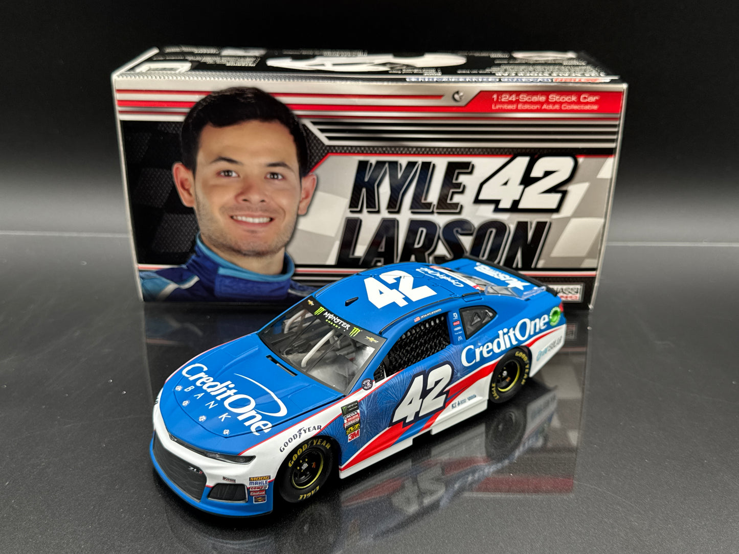 Kyle Larson #42 Credit One Bank Patriotic 2018 Camaro ZL1