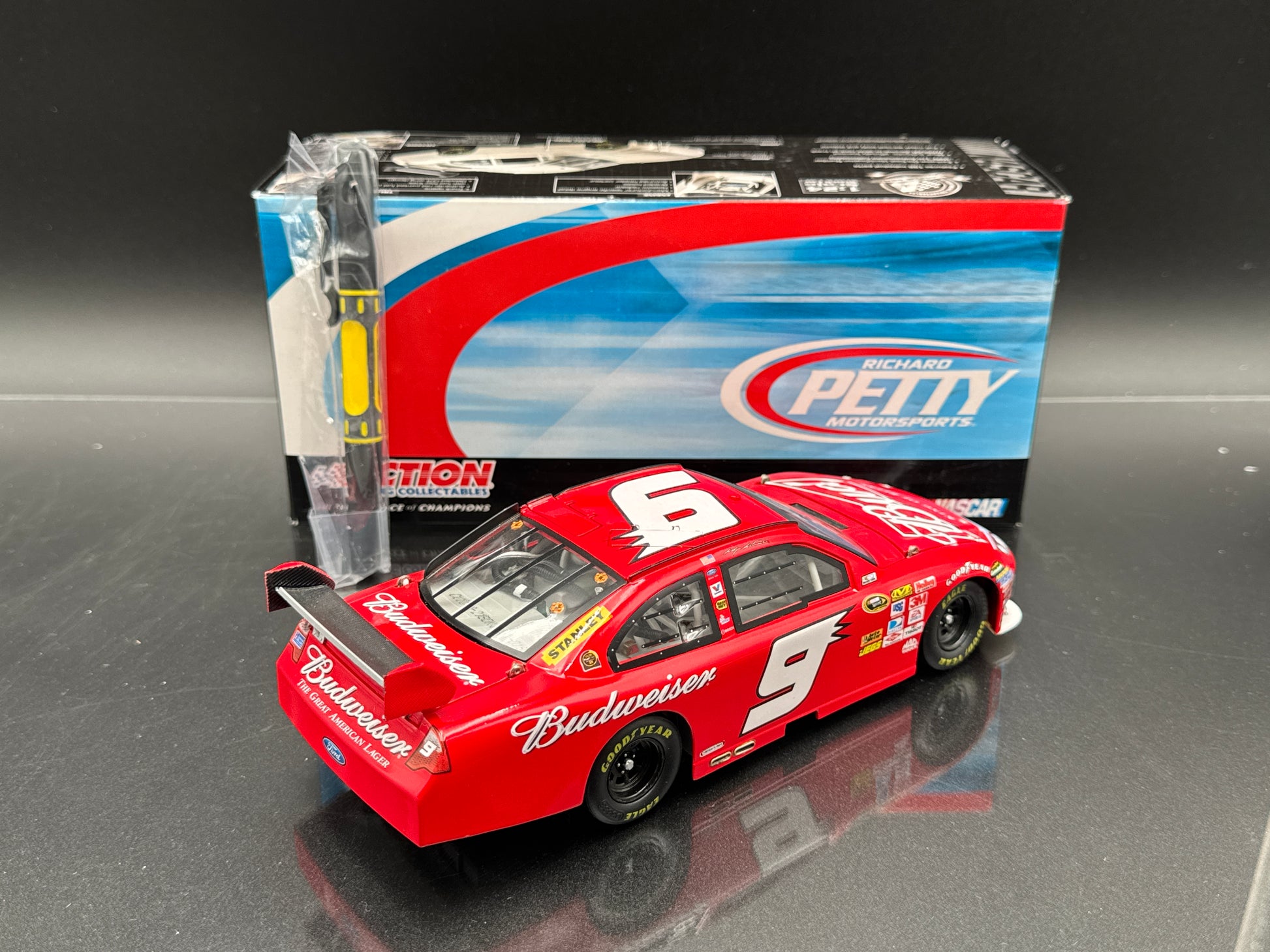 Kasey Kahne #9 Budweiser 2010 Fusion