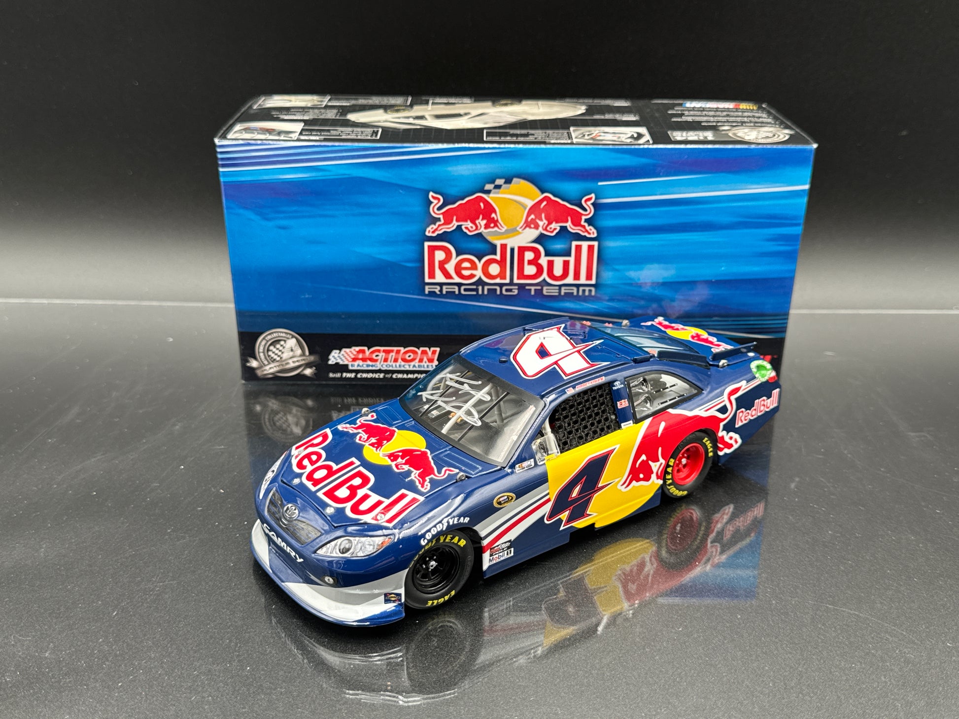 Kasey Kahne #4 Red Bull 2011 Camry