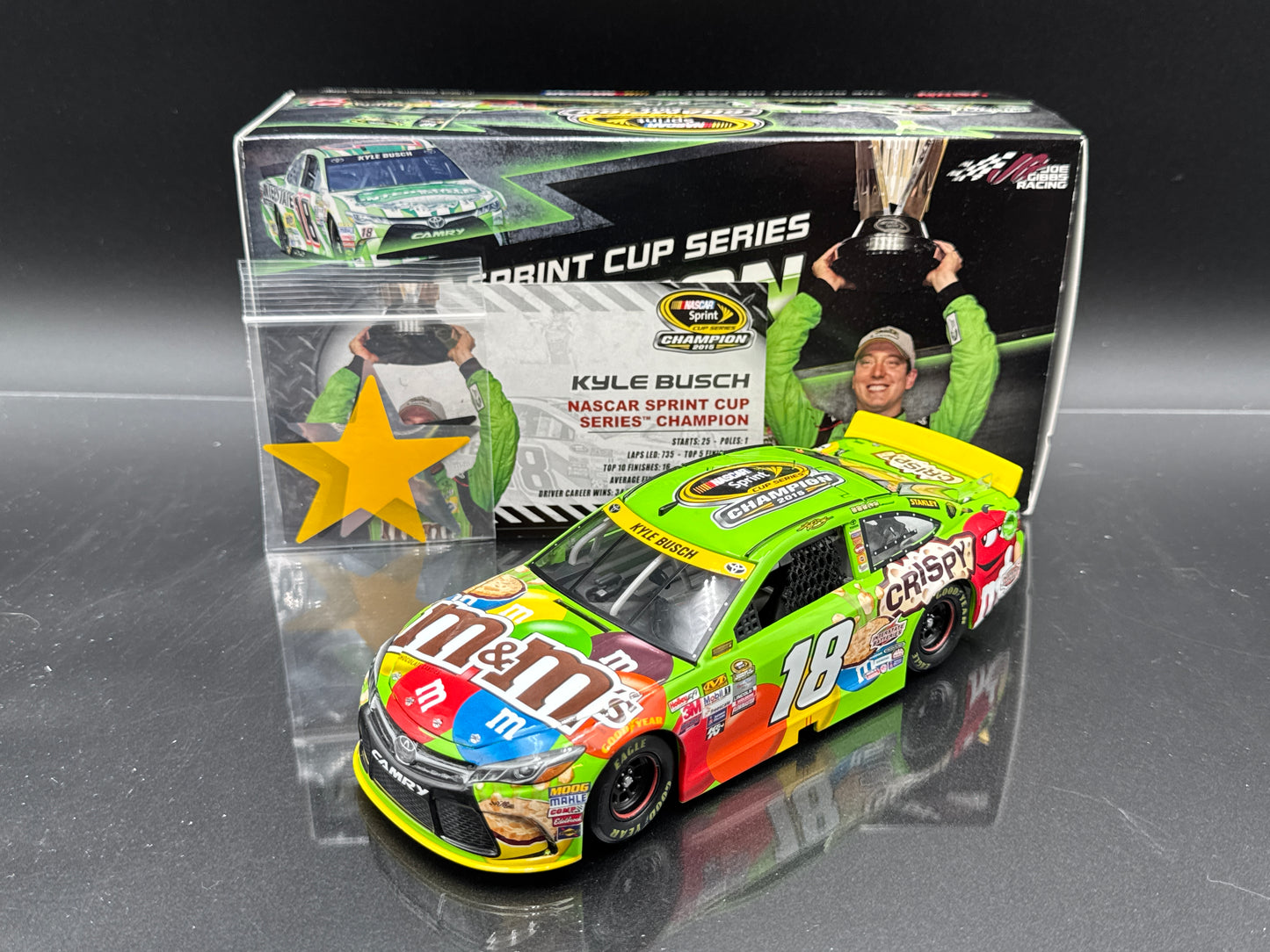 Kyle Busch #18 M&M'S Champion 2015 Camry