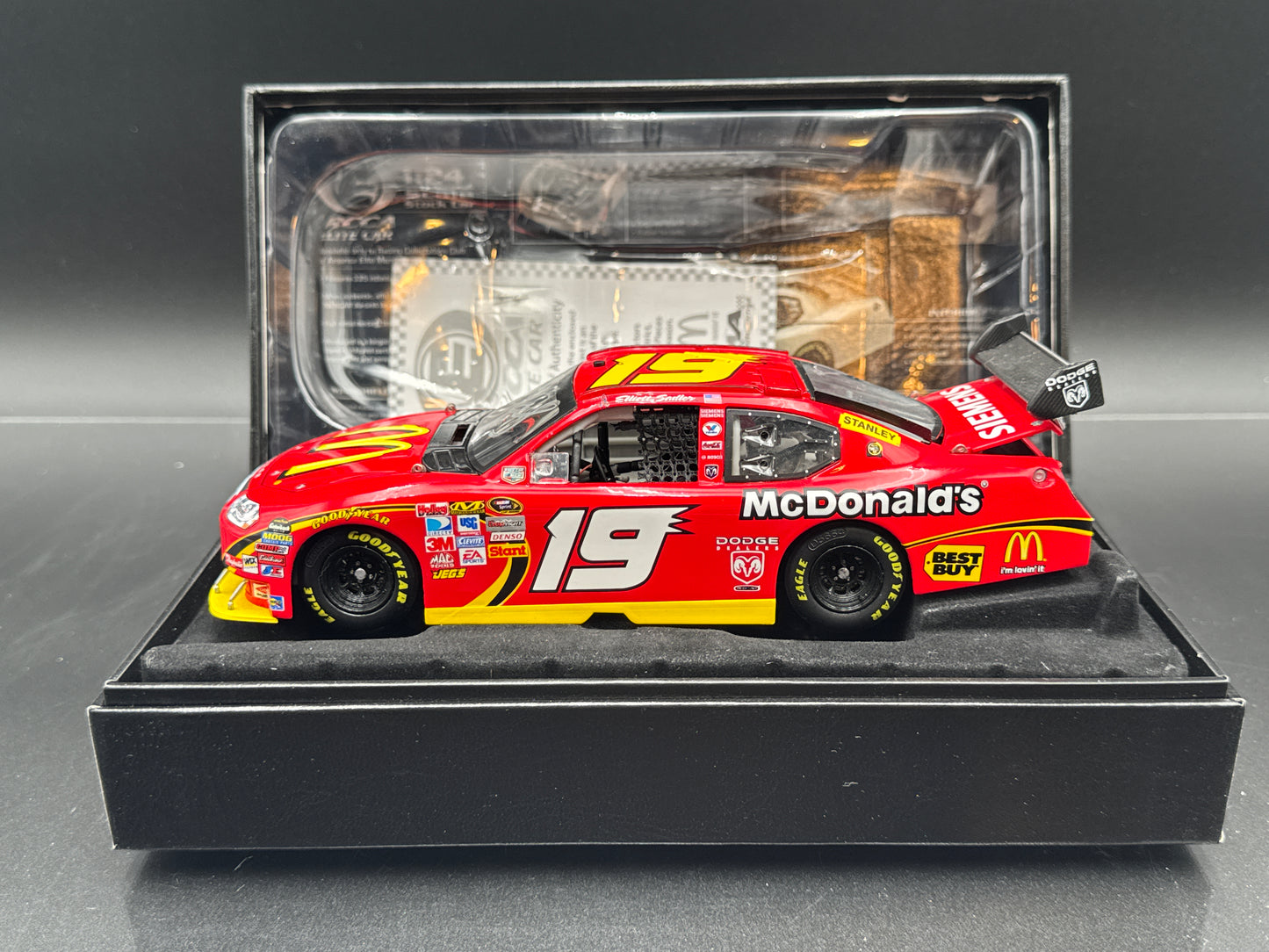 Elliott Sadler #19 McDonalds 2008 Charger Elite