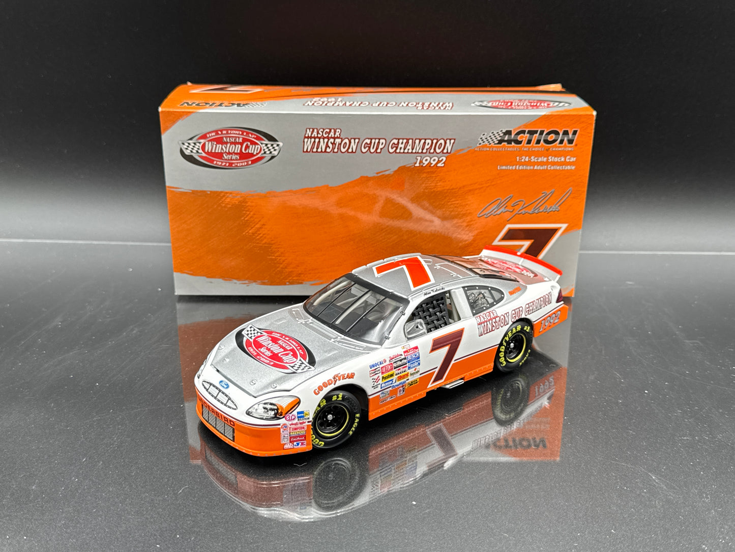 Alan Kulwicki #7 The Victory Lap / 1992 Champion 2003 Taurus