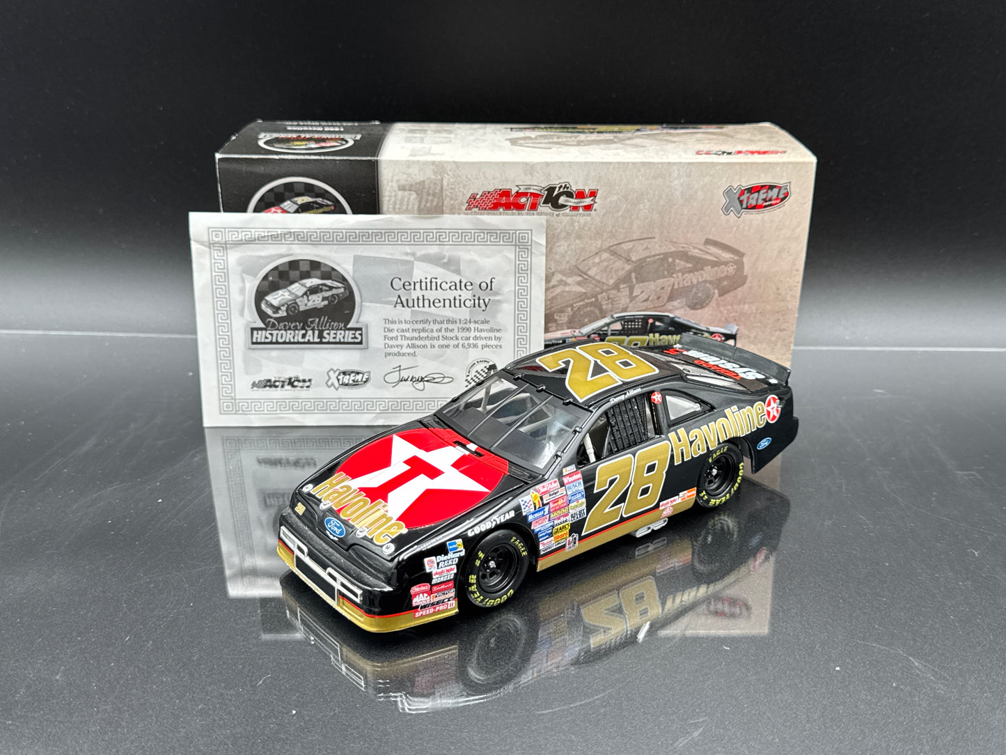 Davey Allison #28 Havoline 1990 Thunderbird