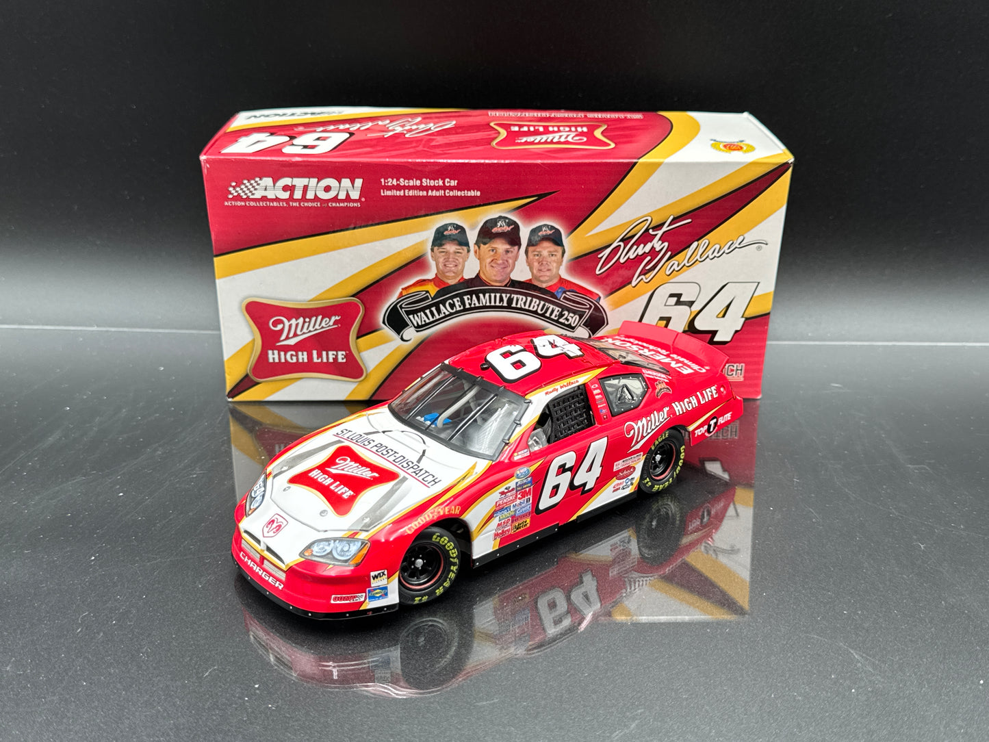 Rusty Wallace #64 Miller High Life / Wallace Family Tribute 2005 Charger