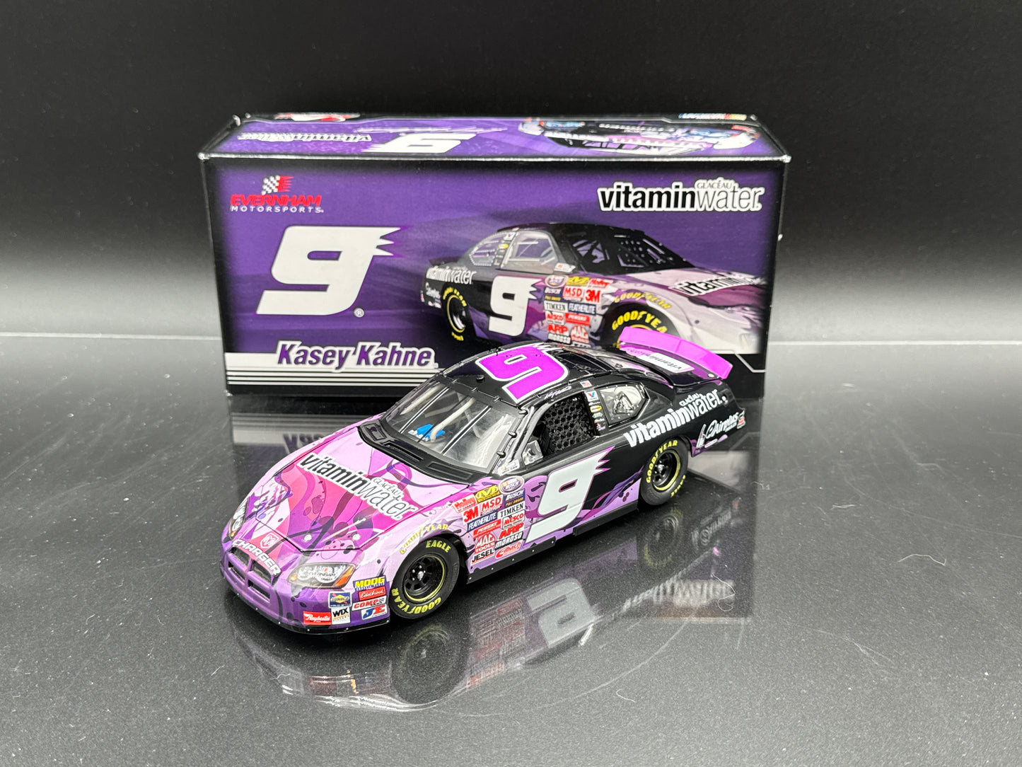 Kasey Kahne #9 Vitamin Water 2007 Charger