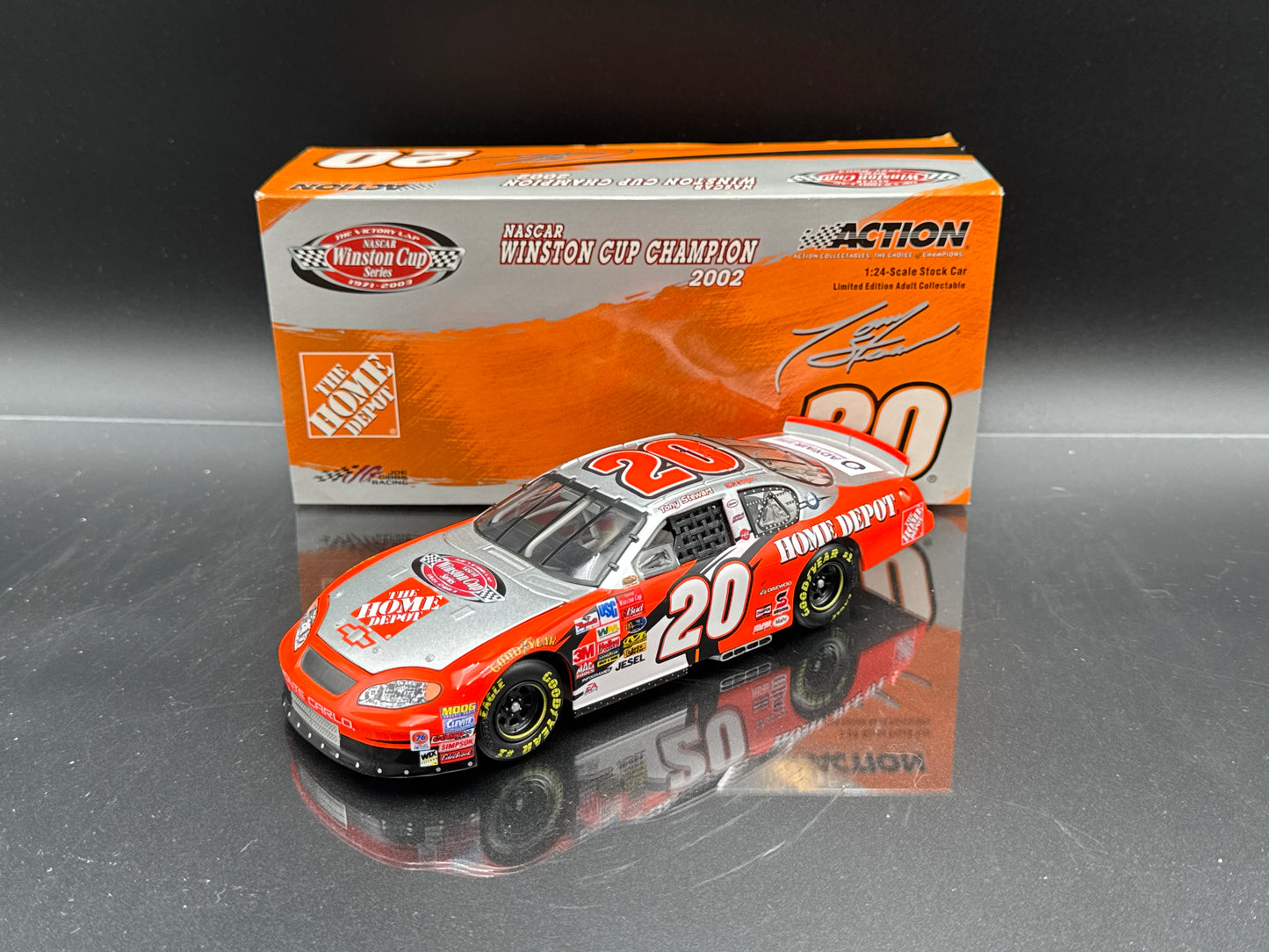 Tony Stewart #20 Home Depot / The Victory Lap 2003 Monte Carlo