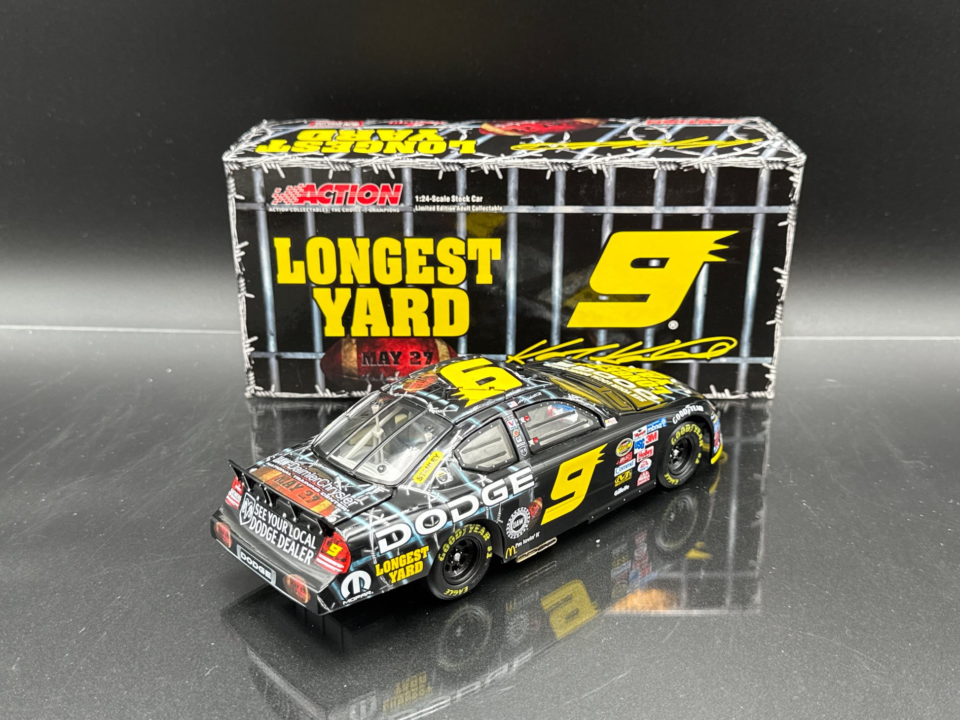 Kasey Kahne #9 Dodge Dealers / The Longest Yard 2005 Charger