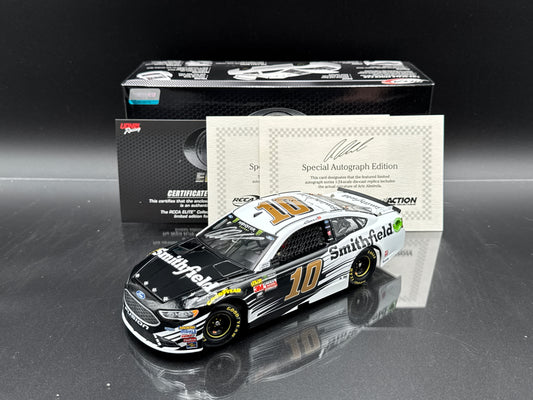 Aric Almirola #10 Smithfield 2018 Fusion Elite Autographed