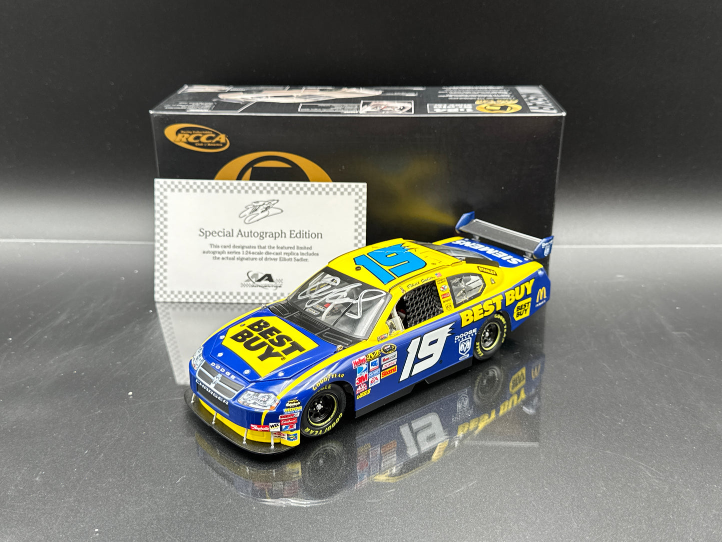 Elliott Sadler #19 Best Buy 2008 Charger Club Car