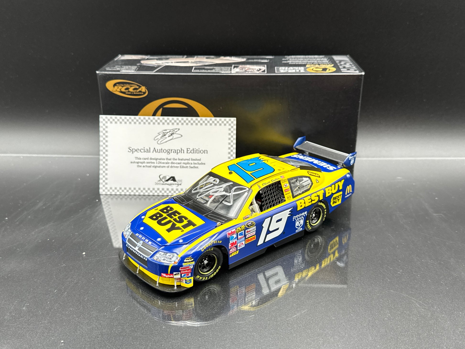 Elliott Sadler #19 Best Buy 2008 Charger Club Car