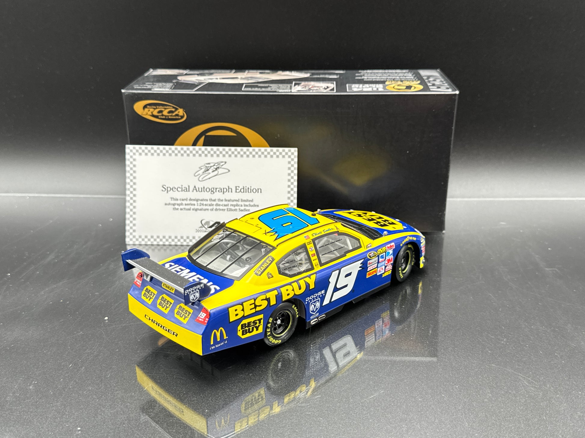 Elliott Sadler #19 Best Buy 2008 Charger Club Car