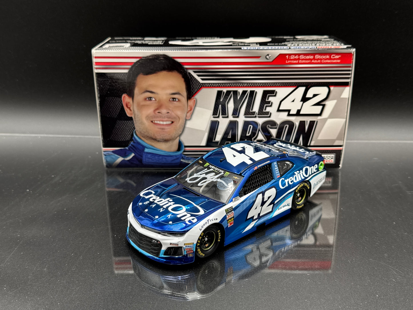 Kyle Larson #42 Credit One Bank 2018 Camaro ZL1 Color Chrome