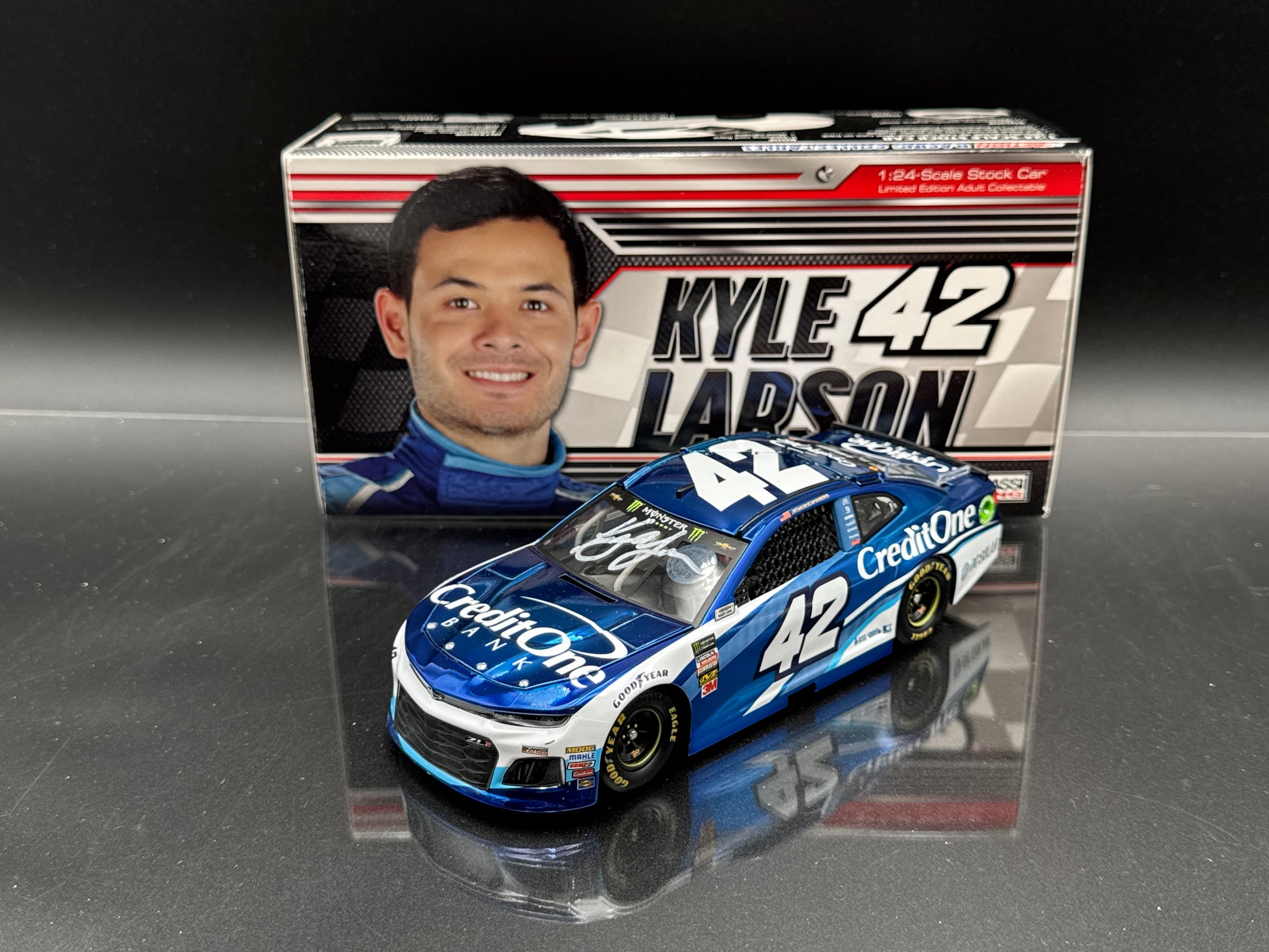Kyle Larson #42 Credit One Bank 2018 Camaro ZL1 Color Chrome