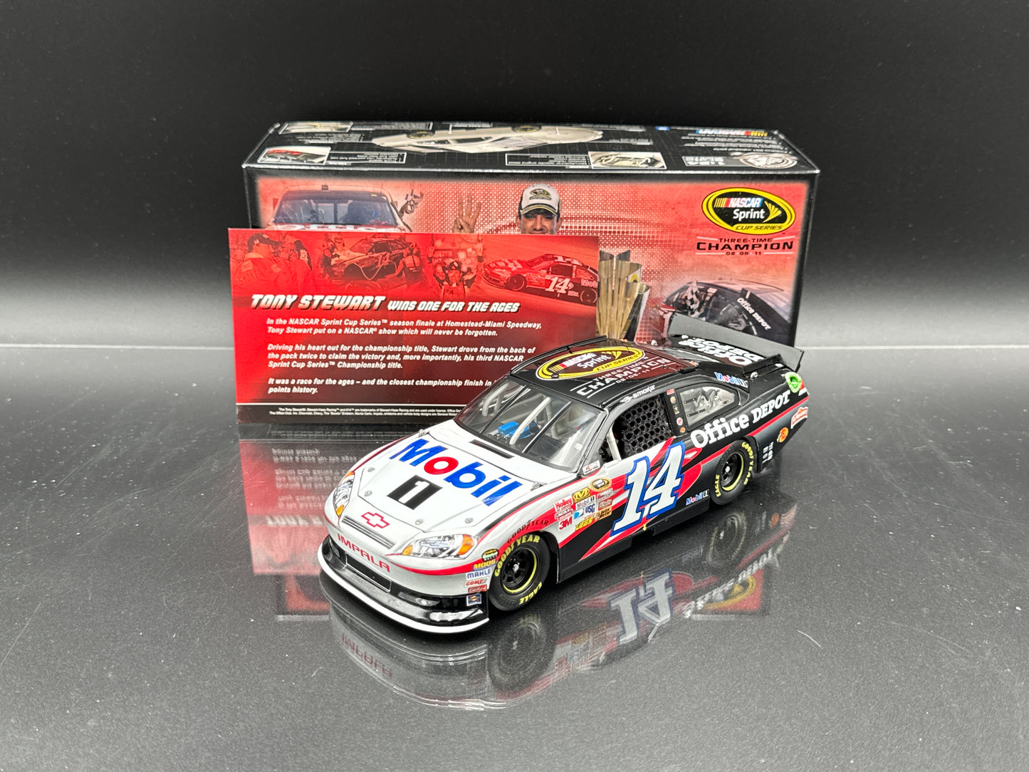 Tony Stewart #14 Mobil 1 2011 Champion 2011 Impala