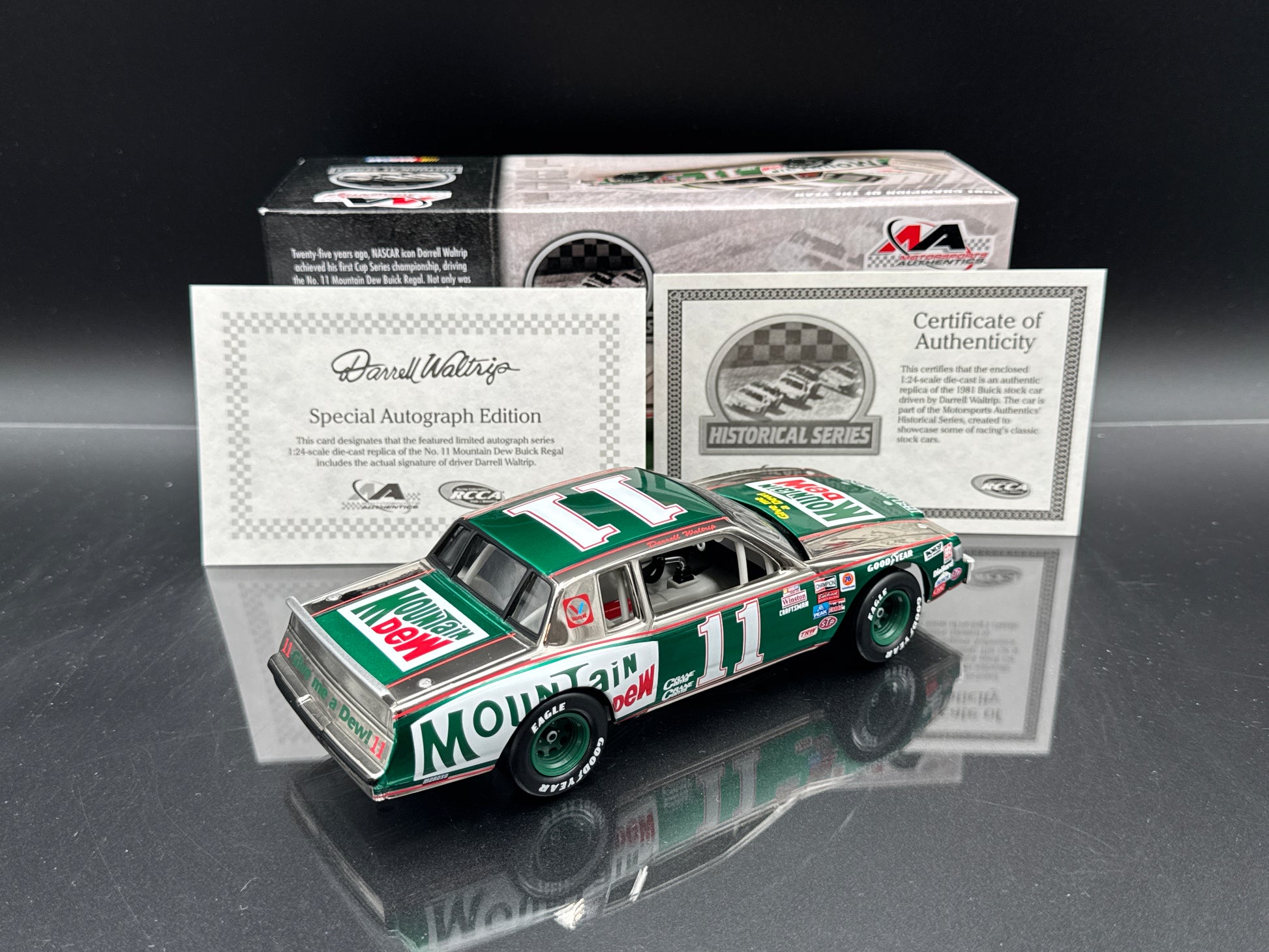 Darrell Waltrip #11 Mountain Dew / 25th Anniversary of 1st Championship/Autographed 1981 Buick Club Car Chrame / Liquid Color