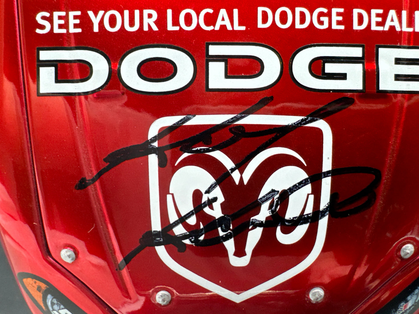 Kasey Kahne #9 Dodge Dealers/Nextel Cup Rookie of the Year/Autographed 2004 Intrepid