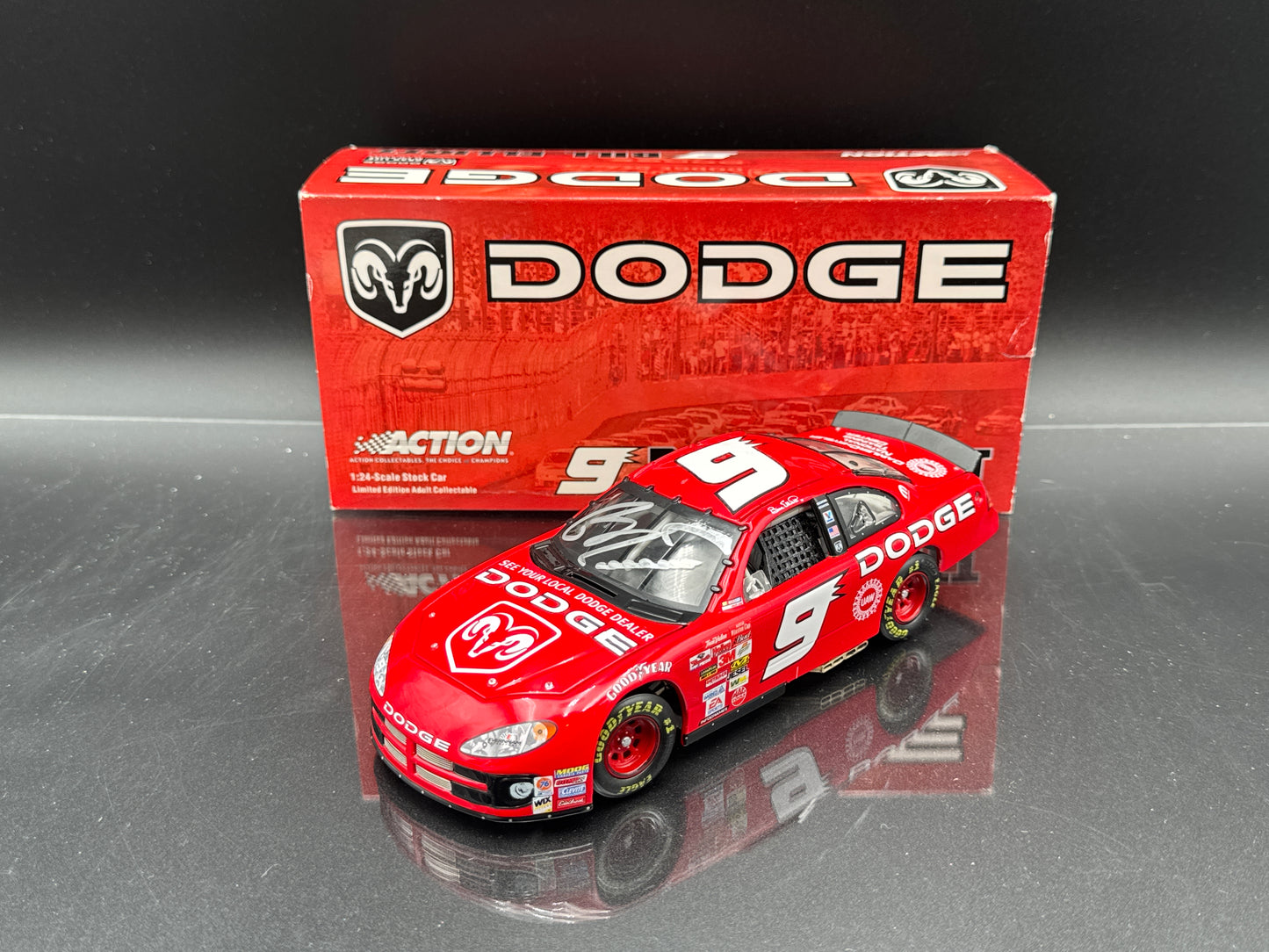 Bill Elliott #9 Dodge 2003 Intrepid
