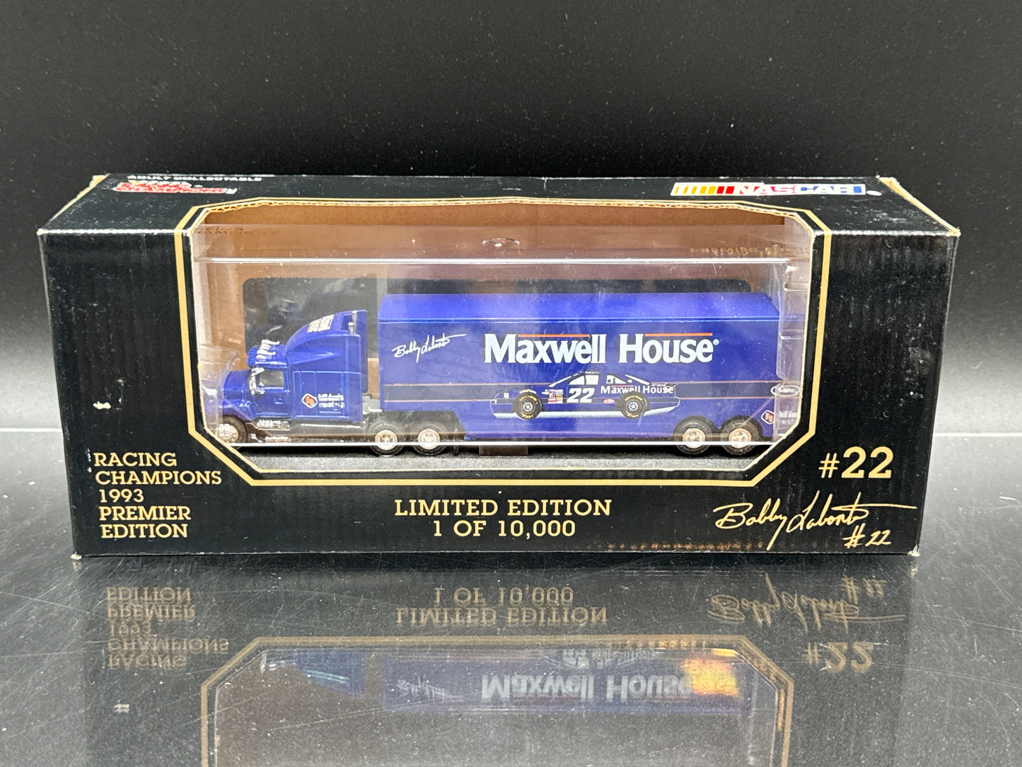 Bobby Labonte #22 Maxwell House 1/87 Scale Hauler