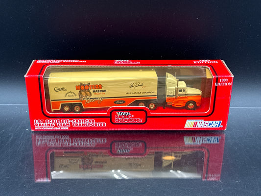 Alan Kulwicki Hooters 1/87 Scale Hauler
