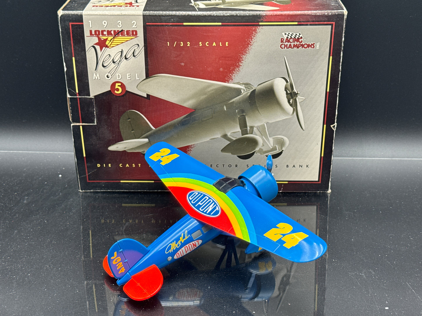 Jeff Gordon #24 Dupont 1932 Lockheed Vega Model 5