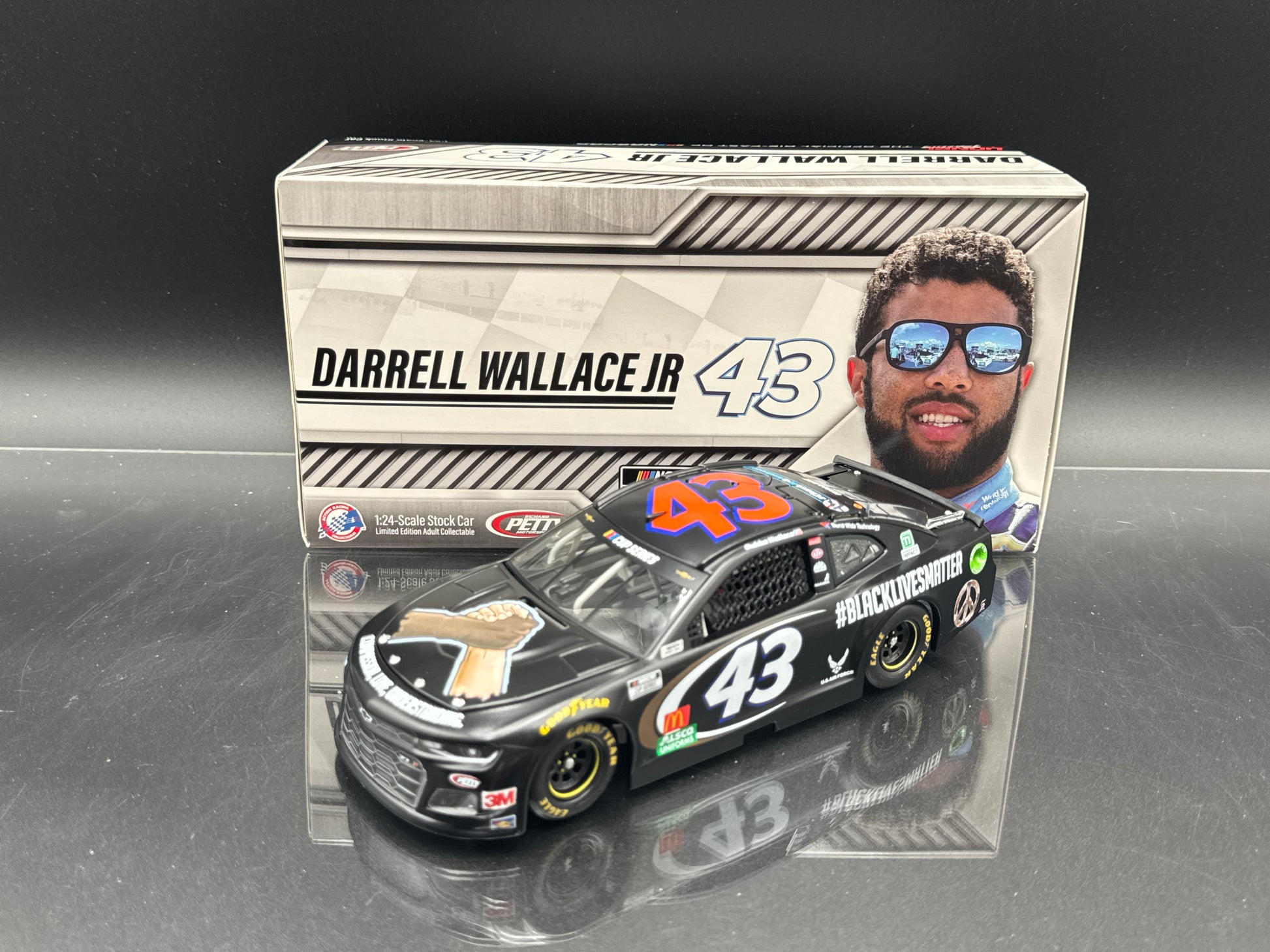 DARRELL WALLACE JR #43 #BLACKLIVESMATTER 2020 Camaro ZL1
