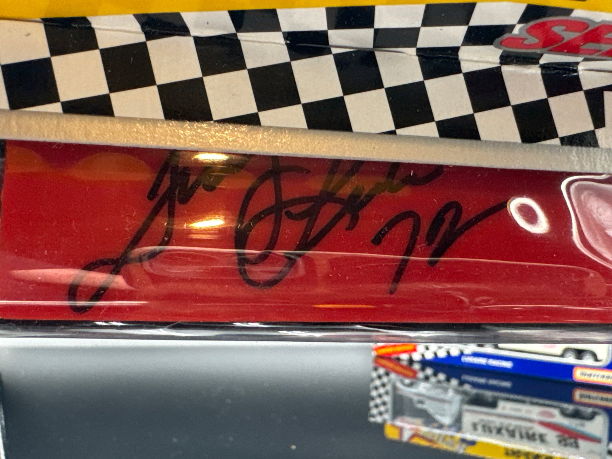 1/87 Scale 1995 Matchbox Hauler Lot Autographed