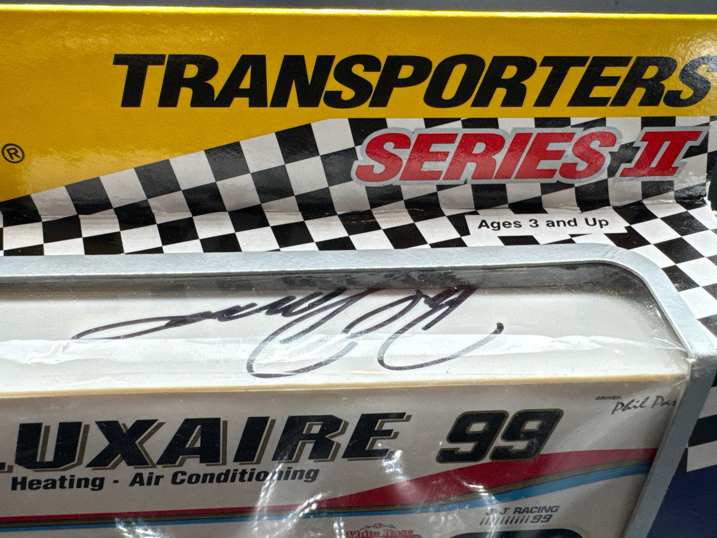 1/87 Scale 1995 Matchbox Hauler Lot Autographed